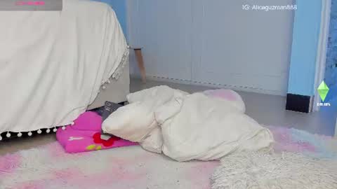 ALICE    Alice guzman online show from July 2026 07:39:01 PM