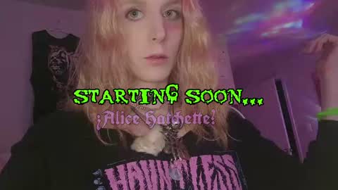 Snapshot of alice_hatchette chatting on June 2026 07:06:02 PM Alice Hatchette online show from June 2026 07:06:02 PM
