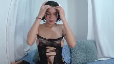 Snapshot of alice_paola chatting on October 2025 11:02:02 PM alice_paola online show from October 2025 11:02:02 PM