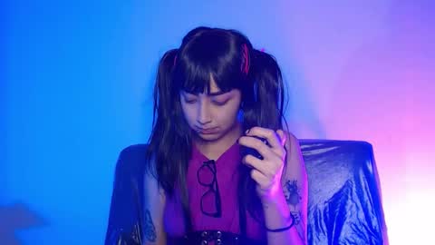      online show from February 2026 02:32:01 AM