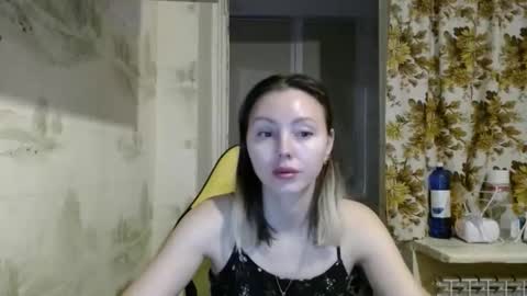 Alice smiles online show from February 2026 10:24:02 PM