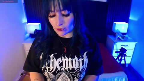 Alice online show from December 2025 06:57:02 PM