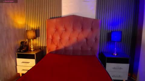 Snapshot of alice_sweetmomma chatting on May 2026 07:52:01 PM Alice online show from May 2026 07:52:01 PM