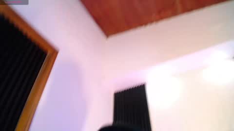 Snapshot of alice_sweetmomma chatting on May 2026 08:07:02 PM Alice online show from May 2026 08:07:02 PM