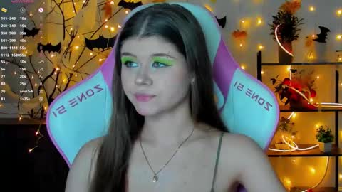 Alice online show from October 2025 09:10:02 PM