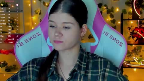 Alice online show from December 2025 03:20:01 PM