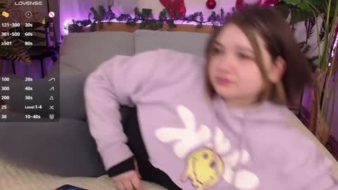 Alice  online show from January 2025 03:57:01 PM