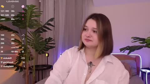 Alice  online show from March 2025 07:54:02 PM