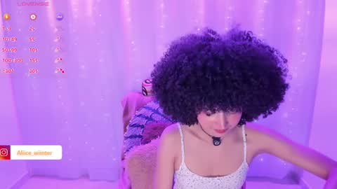 Alice  online show from February 2025 09:09:01 PM