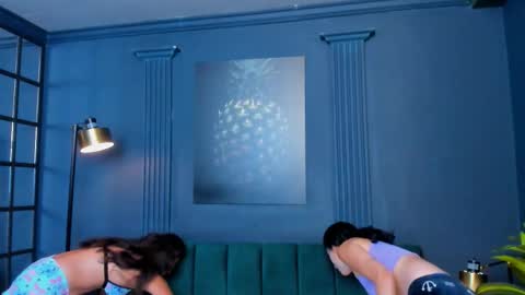 Alice and Asia online show from September 2025 02:56:02 AM