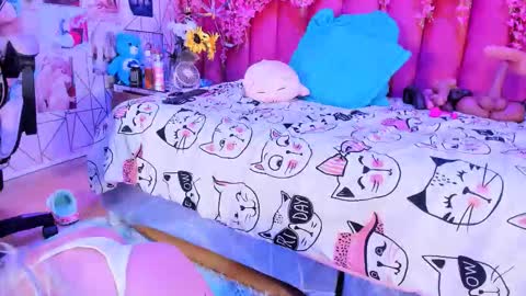     online show from February 2026 10:24:01 PM