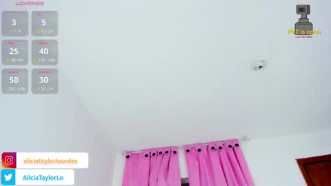 Juli   online show from February 2025 03:13:01 AM