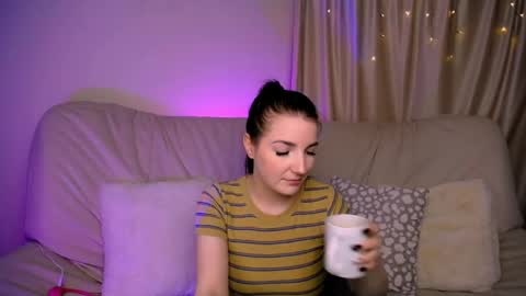 Snapshot of alicechanell chatting on May 2026 04:18:01 AM alicechanell online show from May 2026 04:18:01 AM