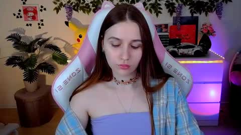 alicecharmy online show from May 2026 02:03:02 PM