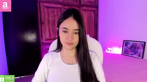 Snapshot of alicee_2 chatting on January 2026 04:56:02 PM Aliceee .. 97YP9VWGZHrefnav wishlist lists 1 online show from January 2026 04:56:02 PM