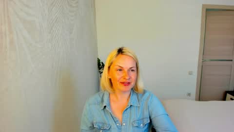 Alicee online show from May 2026 10:32:02 AM