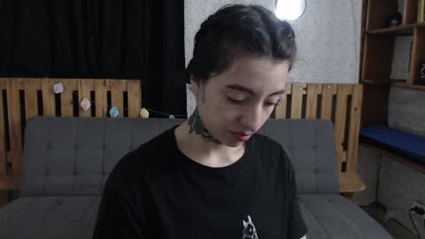 Snapshot of alicee_logan_ chatting on December 2024 02:40:01 AM alicee_logan_ online show from December 2024 02:40:01 AM