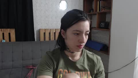 Snapshot of alicee_logan_ chatting on January 2025 05:48:02 AM alicee_logan_ online show from January 2025 05:48:02 AM