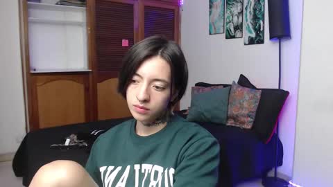 Snapshot of alicee_logan_ chatting on October 2025 01:48:02 AM alicee_logan_ online show from October 2025 01:48:02 AM