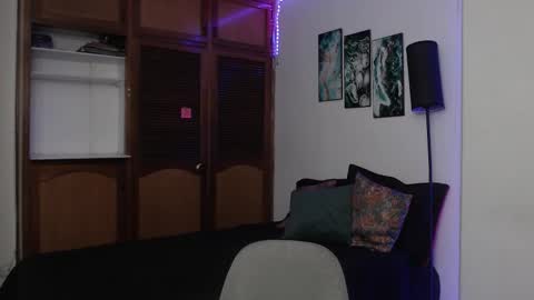 Snapshot of alicee_logan_ chatting on October 2025 01:38:01 AM alicee_logan_ online show from October 2025 01:38:01 AM