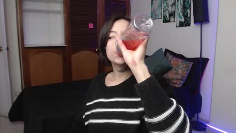 Snapshot of alicee_logan_ chatting on October 2025 12:22:02 AM alicee_logan_ online show from October 2025 12:22:02 AM