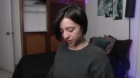 Snapshot of alicee_logan_ chatting on November 2025 11:32:01 PM alicee_logan_ online show from November 2025 11:32:01 PM