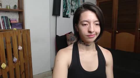alicee_logan_ online show from February 2026 02:04:02 AM