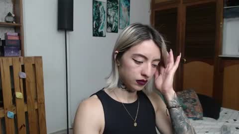 Snapshot of alicee_logan_ chatting on June 2026 02:09:01 AM alicee_logan_ online show from June 2026 02:09:01 AM