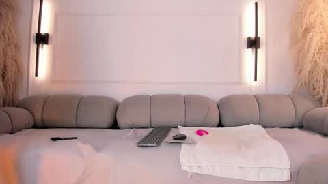 Alice  online show from March 2026 12:03:01 AM