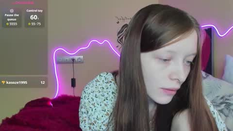 Alie online show from October 2025 01:37:02 AM