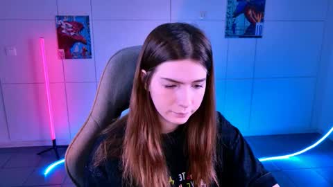 Alice online show from November 2025 05:17:01 AM