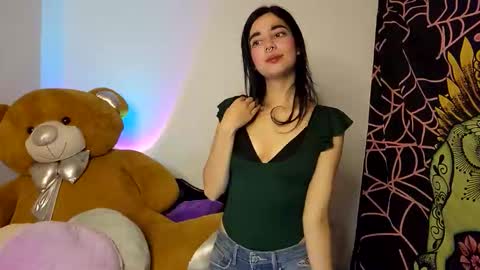 Snapshot of alicekingdom chatting on November 2025 12:54:02 AM Alicekingdom online show from November 2025 12:54:02 AM