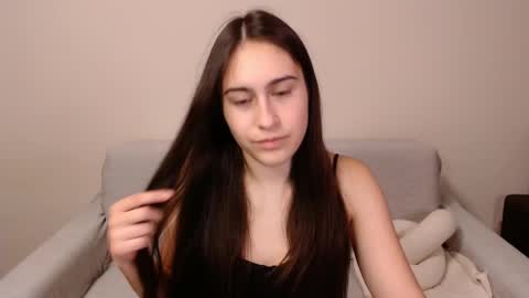 alicekollt online show from December 2024 09:00:02 PM