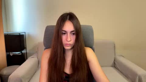 alicekollt online show from October 2025 09:35:02 AM