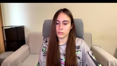 Snapshot of alicekollt chatting on December 2025 10:57:02 AM alicekollt online show from December 2025 10:57:02 AM