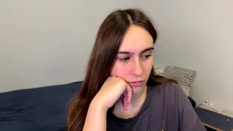 Snapshot of alicekollt chatting on April 2026 08:22:01 PM alicekollt online show from April 2026 08:22:01 PM