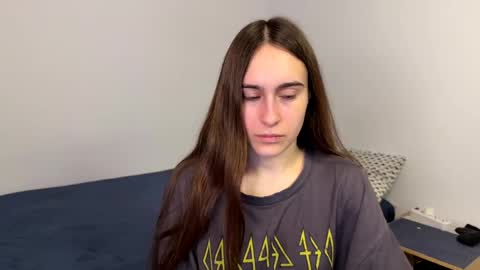 Snapshot of alicekollt chatting on April 2026 08:50:02 PM alicekollt online show from April 2026 08:50:02 PM