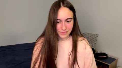 Snapshot of alicekollt chatting on May 2026 07:29:01 PM alicekollt online show from May 2026 07:29:01 PM