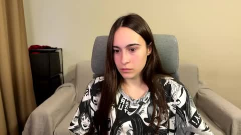 Snapshot of alicekollt chatting on May 2026 06:05:02 PM alicekollt online show from May 2026 06:05:02 PM