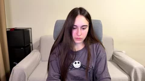 Snapshot of alicekollt chatting on June 2026 10:59:01 PM alicekollt online show from June 2026 10:59:01 PM