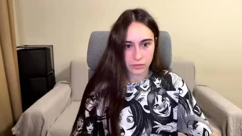Snapshot of alicekollt chatting on June 2026 08:20:02 PM alicekollt online show from June 2026 08:20:02 PM