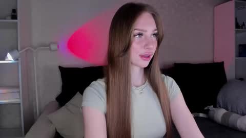 Alice online show from November 2025 04:22:02 AM