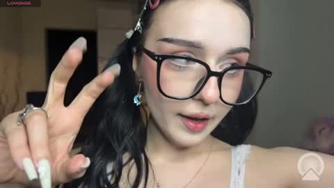 Alice loves chips online show from April 2026 07:38:02 PM