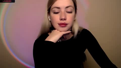 Alice online show from November 2025 08:25:02 AM