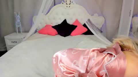 alicemonro online show from October 2025 08:26:02 AM