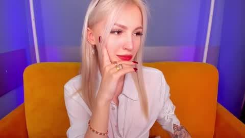 alicemonro online show from November 2025 08:49:02 AM