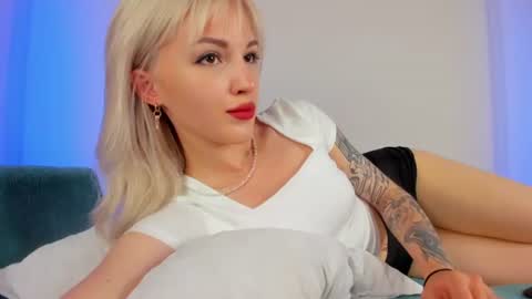 Snapshot of alicemonro chatting on July 2026 01:51:02 AM alicemonro online show from July 2026 01:51:02 AM