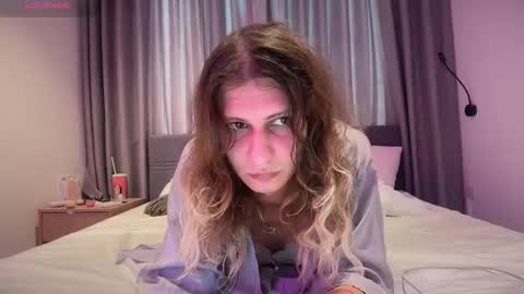 AlicePinkhead online show from January 2026 09:35:01 AM