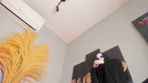 ALICE  online show from October 2025 03:52:02 AM