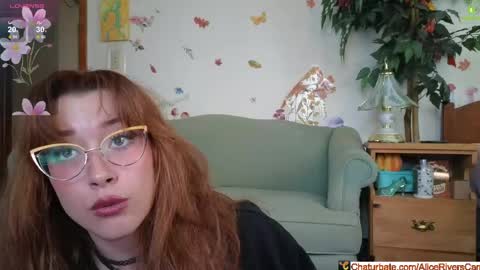 Snapshot of aliceriverscam chatting on May 2026 08:25:01 PM Alice Rivers ---- Enter my public Discord- online show from May 2026 08:25:01 PM